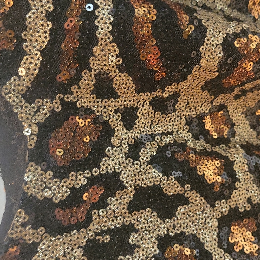 Leppard Print Sequence Top. - image 4